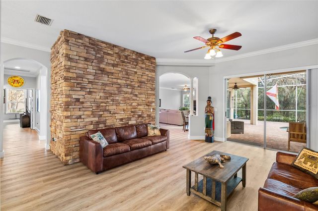 5919 JAEGERGLEN DRIVE, Lithia, FL 33547