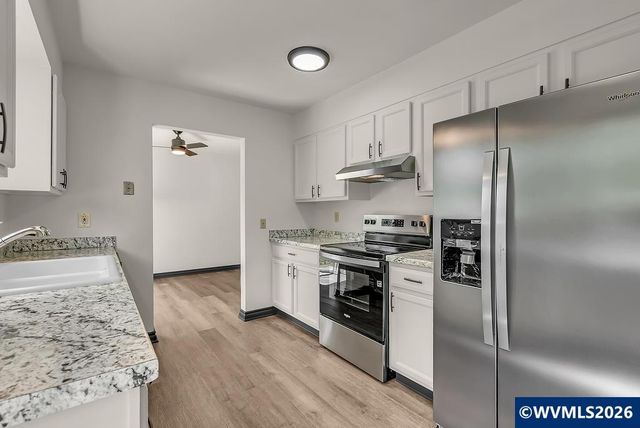 238 Gregory Ln SE, Salem, OR 97302