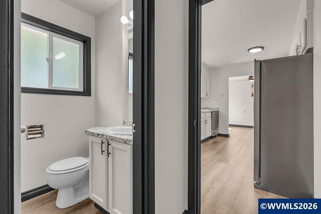 238 Gregory Ln SE, Salem, OR 97302