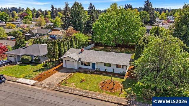 238 Gregory Ln SE, Salem, OR 97302