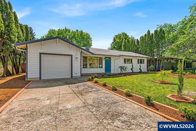 238 Gregory Ln SE, Salem, OR 97302