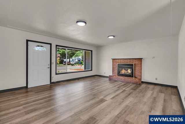 238 Gregory Ln SE, Salem, OR 97302