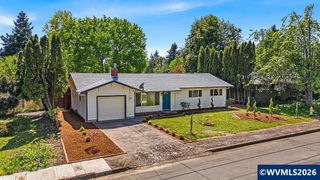 238 Gregory Ln SE, Salem, OR 97302