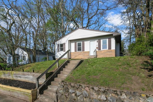1225 S 27Th Street, South Bend, IN 46615
