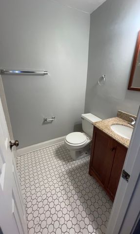 7190 W DICKENS Avenue 1E, Chicago, IL 60707
