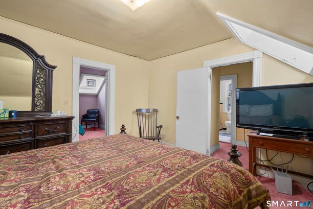 32 Lincoln Avenue, Norwalk, CT 06854