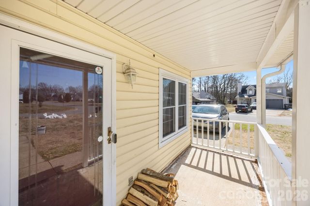 5400 Barnview Court, Charlotte, NC 28269