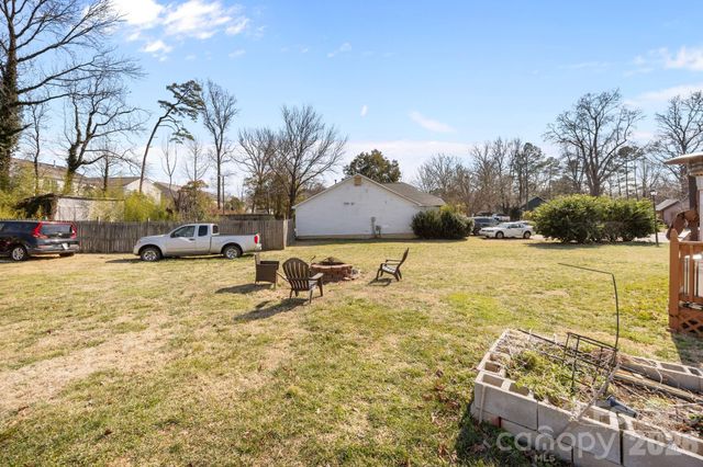 5400 Barnview Court, Charlotte, NC 28269