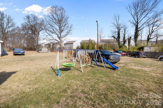 5400 Barnview Court, Charlotte, NC 28269