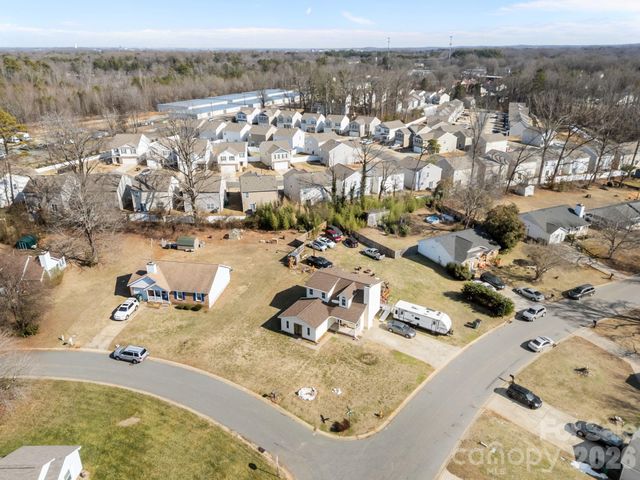 5400 Barnview Court, Charlotte, NC 28269
