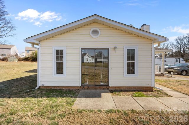 5400 Barnview Court, Charlotte, NC 28269