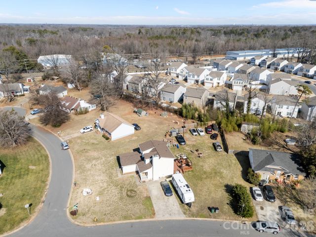 5400 Barnview Court, Charlotte, NC 28269