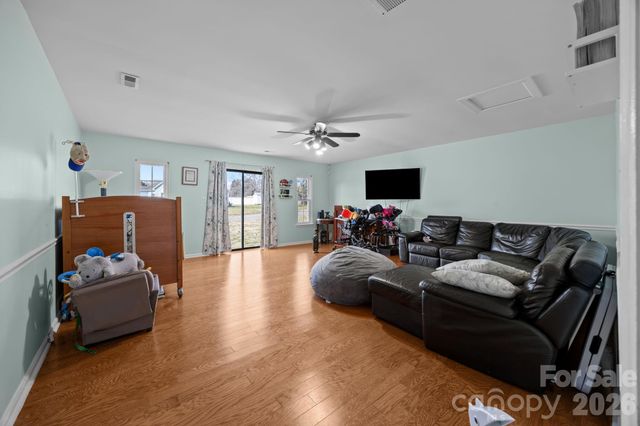 5400 Barnview Court, Charlotte, NC 28269