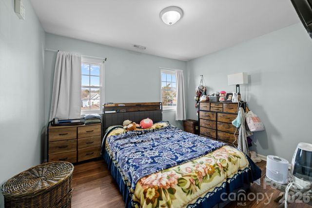 5400 Barnview Court, Charlotte, NC 28269