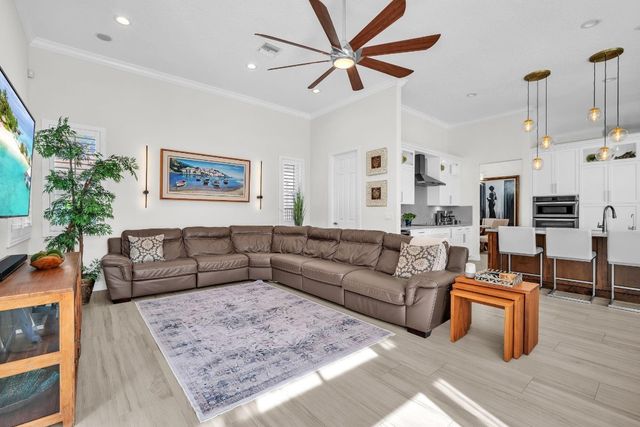 2577 Jardin Court, Weston, FL 33327