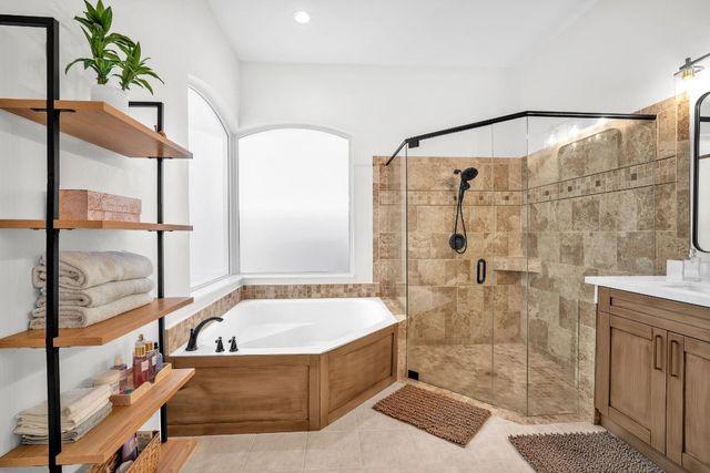 2577 Jardin Court, Weston, FL 33327