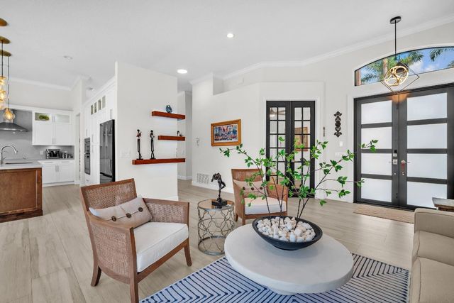 2577 Jardin Court, Weston, FL 33327