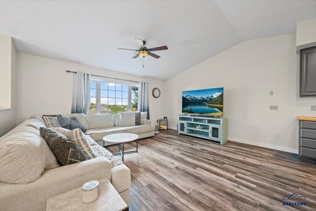1028 S 35TH ST, Spearfish, SD 57783