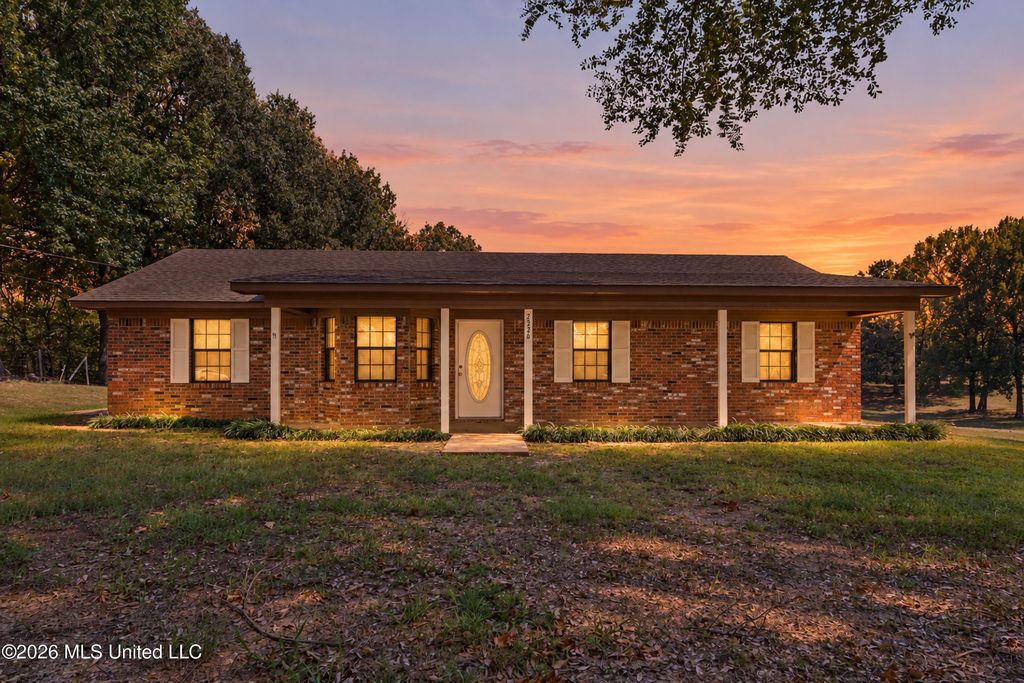 2326 Bluegoose Road, Sarah, MS 38665 — exterior