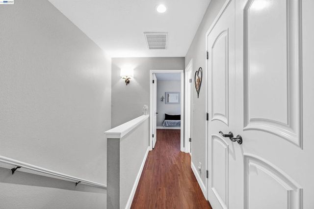 6169 6169 Thornton Avenue B, Newark, CA 94560