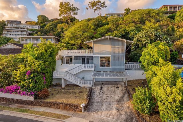 4846 Analii Street, Honolulu, HI 96821