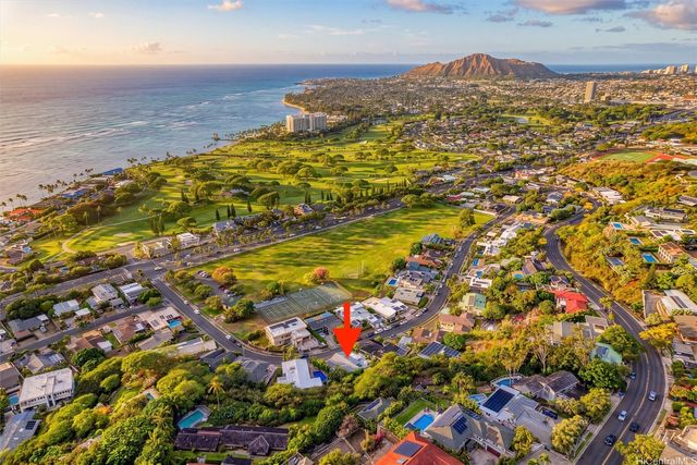 4846 Analii Street, Honolulu, HI 96821