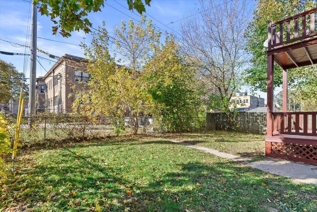 2403 N 49th STREET #2405, Milwaukee, WI 53210