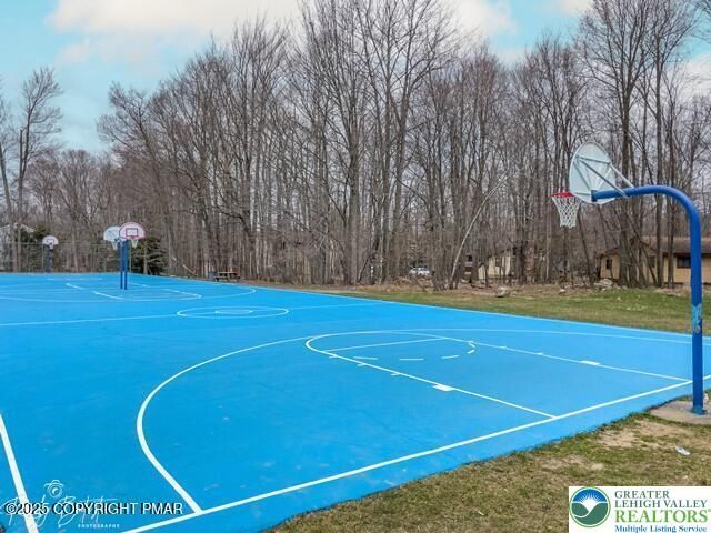 9390 Birch Lane, Coolbaugh Twp, PA 18466