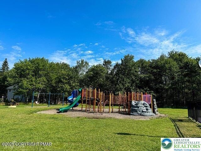 9390 Birch Lane, Coolbaugh Twp, PA 18466