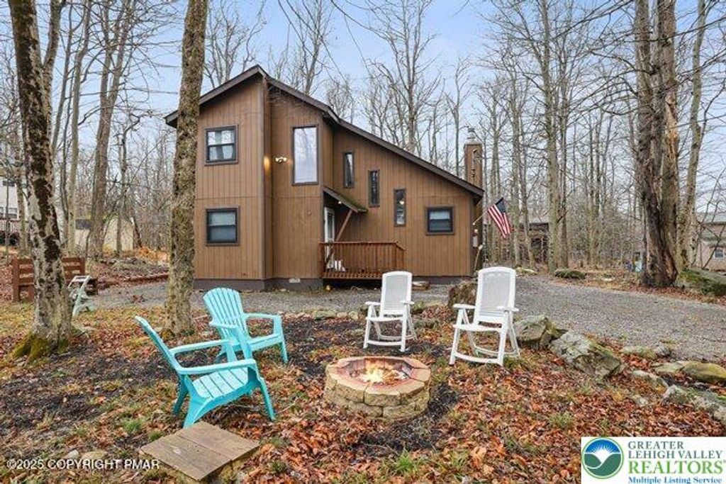 9390 Birch Lane, Coolbaugh Twp, PA 18466