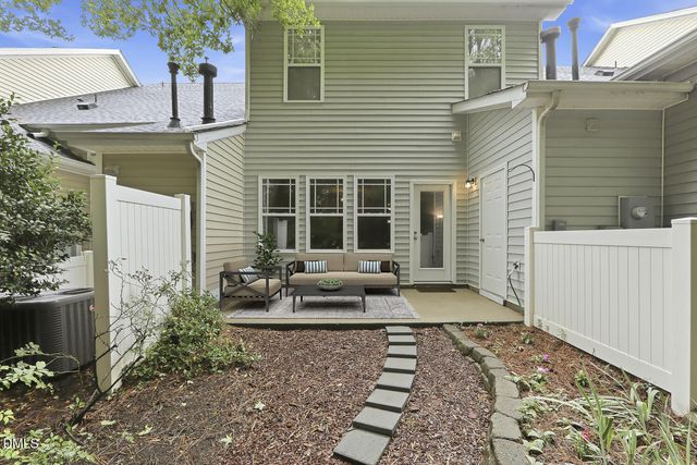 2506 Bryarton Village Way, Raleigh, NC 27606