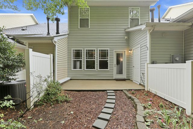 2506 Bryarton Village Way, Raleigh, NC 27606