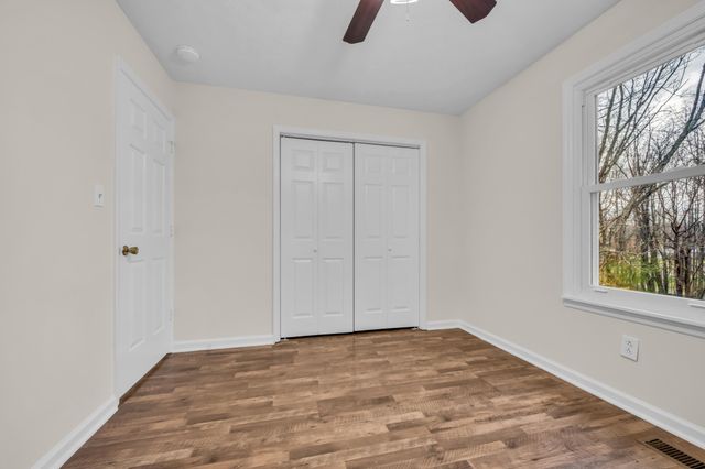 218 Quail CT, Dickson, TN 37055