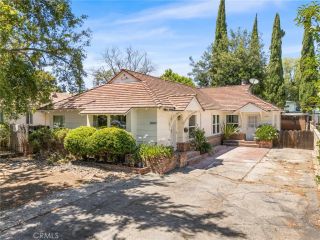 10559 Camarillo, Los Angeles, CA 91602