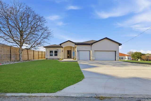 7801 Yellow Bark, Selma, TX 78154