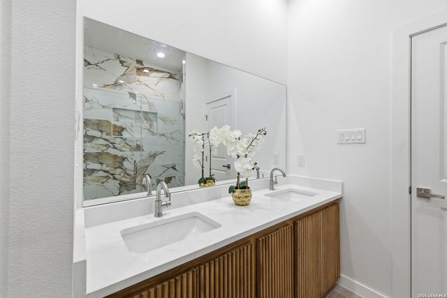 7801 Yellow Bark, Selma, TX 78154