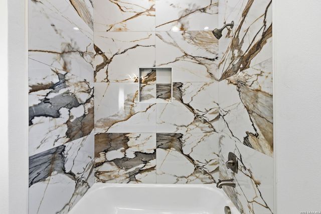 7801 Yellow Bark, Selma, TX 78154