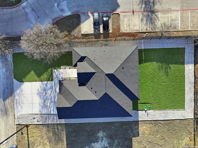 7801 Yellow Bark, Selma, TX 78154