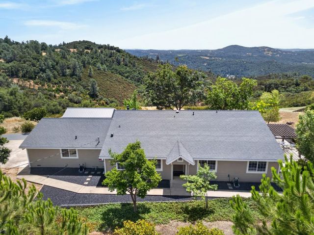 5080 Sagebrush Rd, Garden Valley, CA 95633