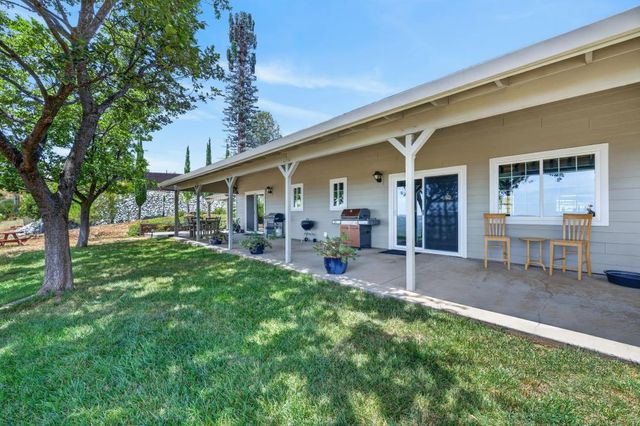 5080 Sagebrush Rd, Garden Valley, CA 95633