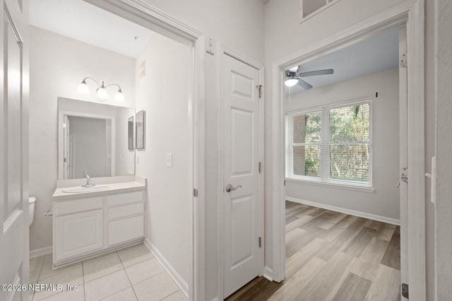 13364 BEACH Boulevard 607, Jacksonville, FL 32224