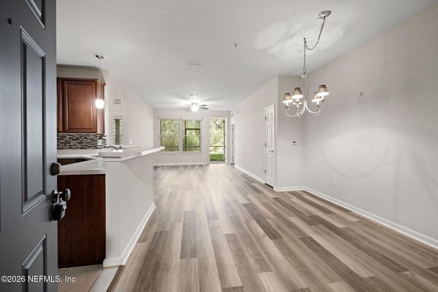 13364 BEACH Boulevard 607, Jacksonville, FL 32224