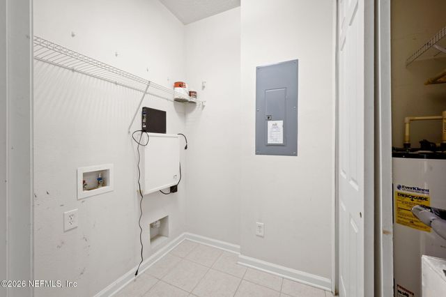 13364 BEACH Boulevard 607, Jacksonville, FL 32224