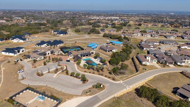 103 Via Roma CT, Horseshoe Bay, TX 78657