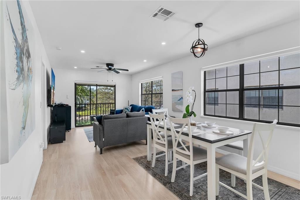 5245 Treetops DR, NAPLES, FL 34113 — photo 2