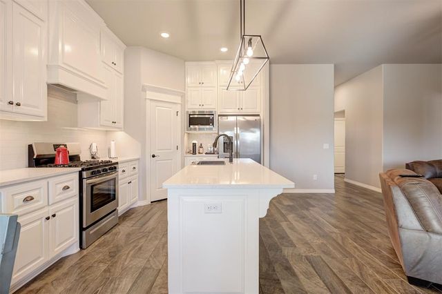 3200 Cookson Point Drive, Edmond, OK 73012