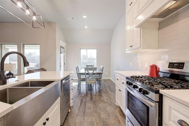 3200 Cookson Point Drive, Edmond, OK 73012