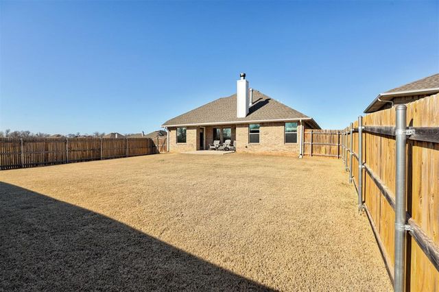 3200 Cookson Point Drive, Edmond, OK 73012
