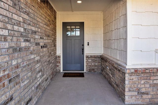 3200 Cookson Point Drive, Edmond, OK 73012