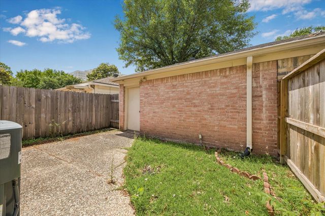 1323 Reddleshire Lane 1323, Houston, TX 77043